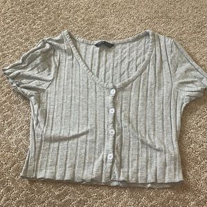 Grey button crop top